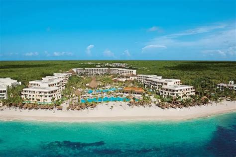 My Honest Review of The ‘Secrets Akumal’ Resort 2024 .